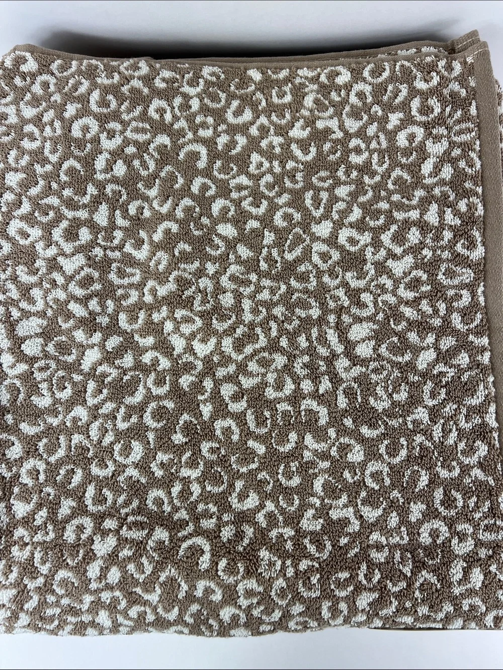 Rachel Zoe Bath Towels Brown Tan Cream Leopard Animal Print 100% Cotton 2 Pc NEW